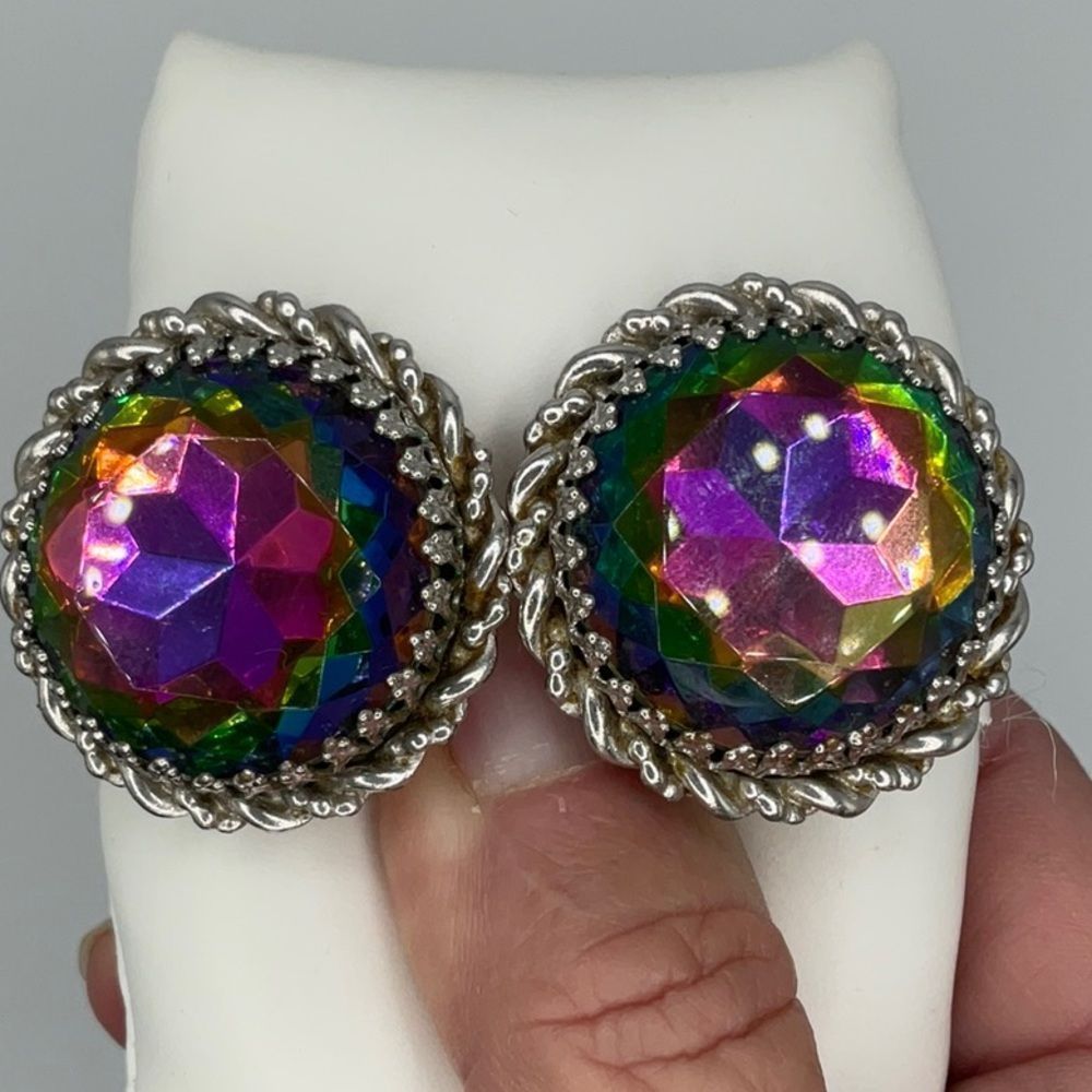 Vintage 1950’s Elsa Schiaparelli Faux Watermelon Tourmaline Clip Earring… - Picture 17 of 17